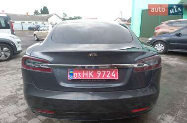 Лифтбек Tesla Model S 2018 в 