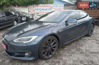 Лифтбек Tesla Model S 2018 в 