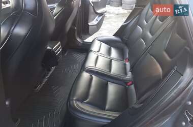 Лифтбек Tesla Model S 2018 в 