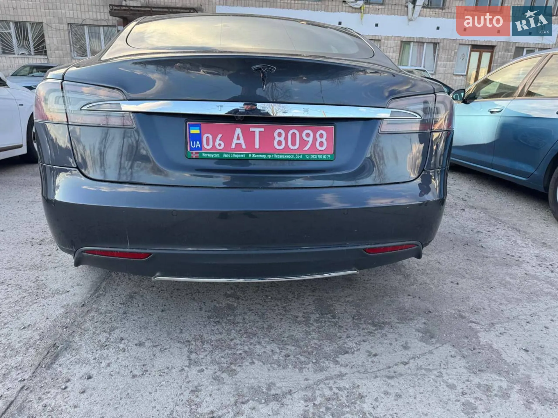2015 Tesla Model S - мініатюра 2