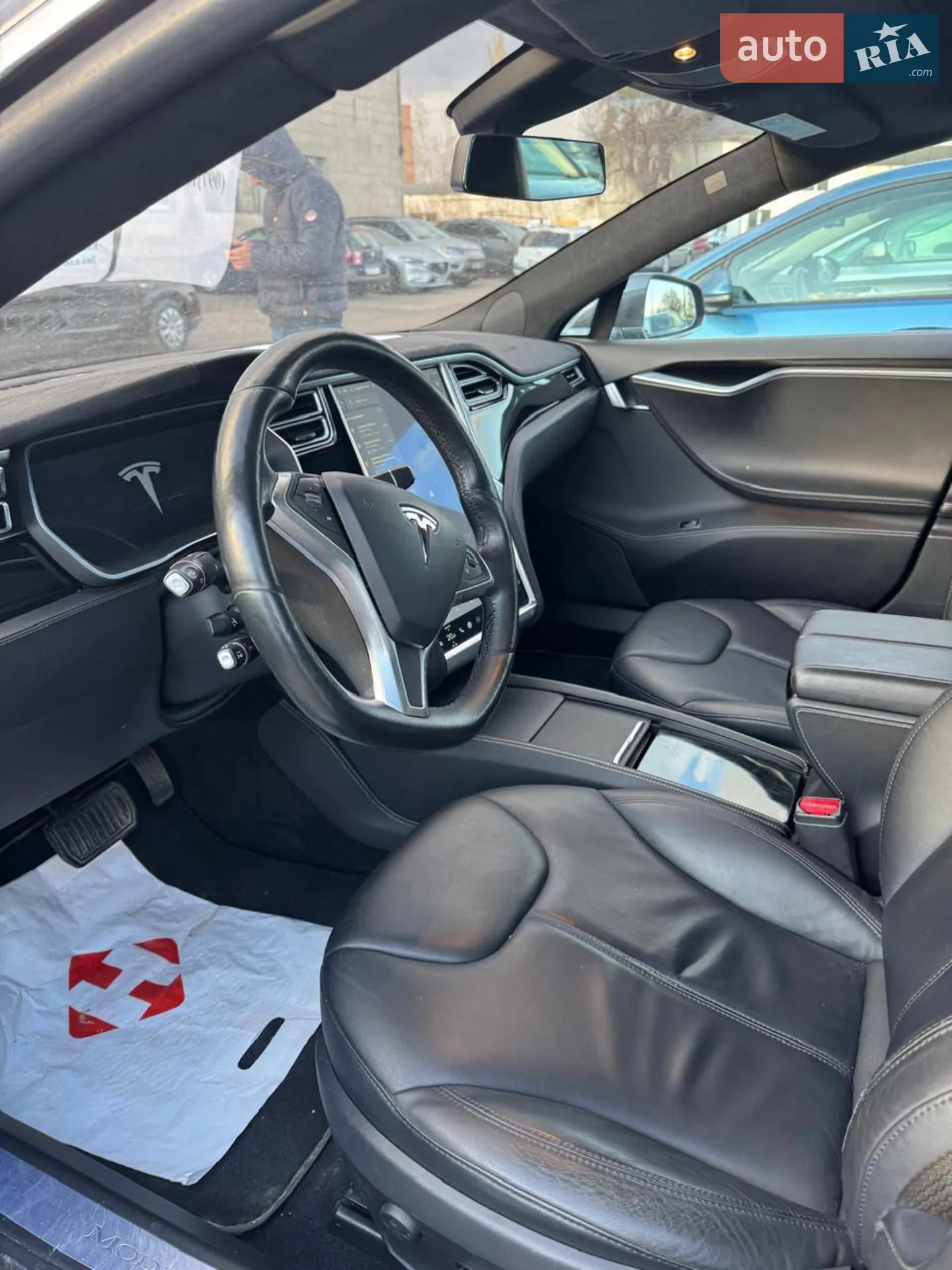 2015 Tesla Model S - мініатюра 4