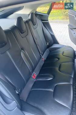 Ліфтбек Tesla Model S 2013 в 