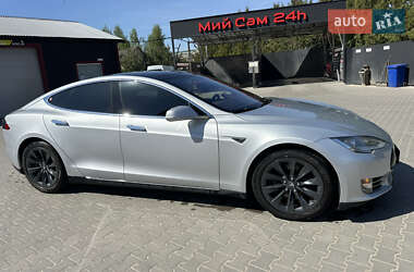 Лифтбек Tesla Model S 2016 в Владимире