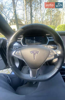 Ліфтбек Tesla Model S 2017 в Ірпені