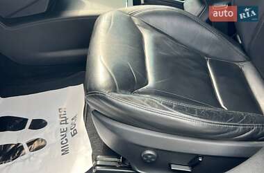 Лифтбек Tesla Model S 2015 в 