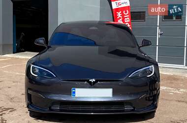 Ліфтбек Tesla Model S 2024 в 