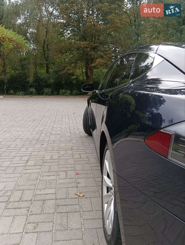 Лифтбек Tesla Model S 2013 в Дрогобыче