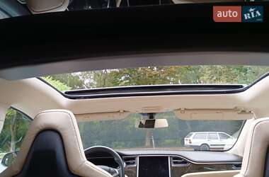 Лифтбек Tesla Model S 2013 в Дрогобыче