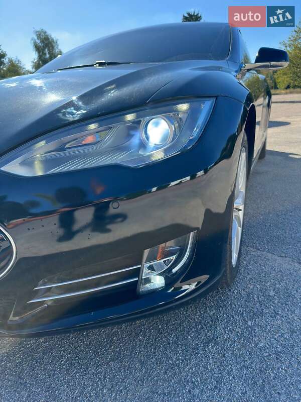 Ліфтбек Tesla Model S 2014 в Кропивницькому