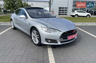 Лифтбек Tesla Model S 2014 в Мукачево