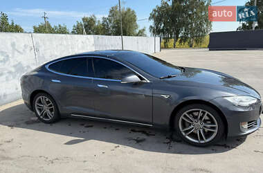 Ліфтбек Tesla Model S 2014 в 