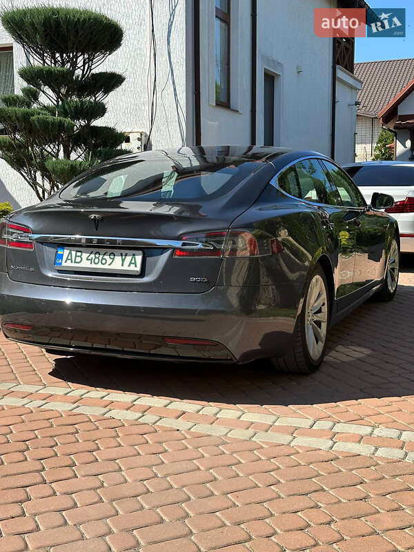 Ліфтбек Tesla Model S 2016 в Вінниці фото 5 Ліфтбек Tesla Model S 2016 в Вінниці