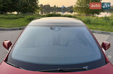 Лифтбек Tesla Model S 2016 в 