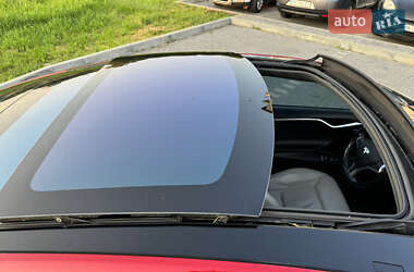 Лифтбек Tesla Model S 2016 в 