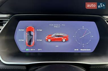 Лифтбек Tesla Model S 2016 в 