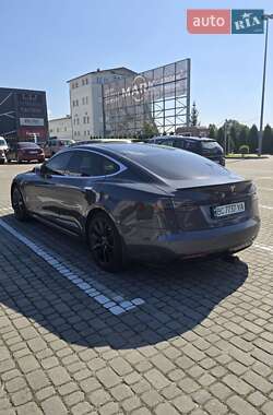 Ліфтбек Tesla Model S 2014 в 