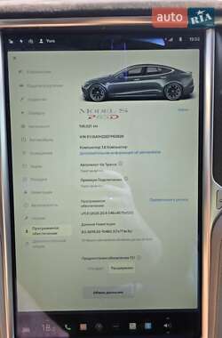 Ліфтбек Tesla Model S 2014 в 