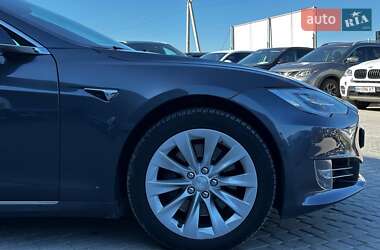 Лифтбек Tesla Model S 2018 в 