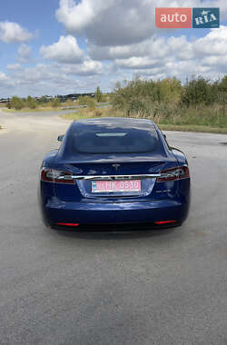 Ліфтбек Tesla Model S 2020 в 