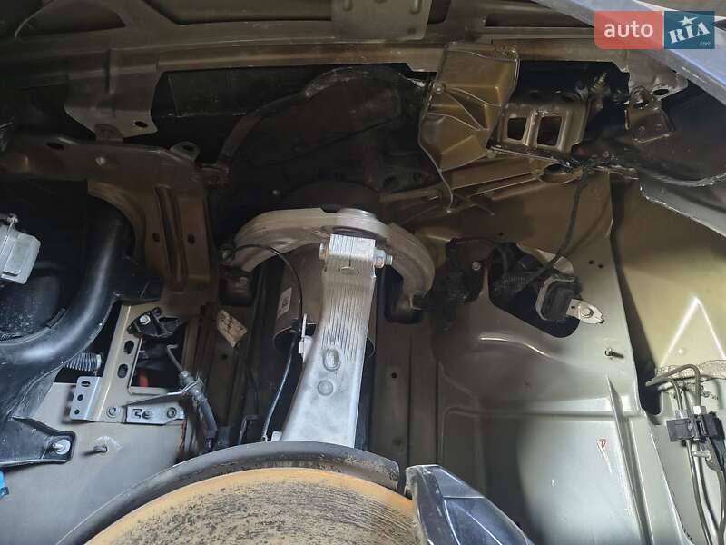 Лифтбек Tesla Model S 2021 в Фастове