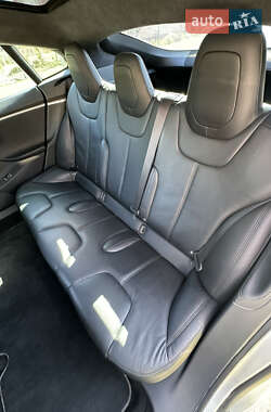 Лифтбек Tesla Model S 2016 в Владимире