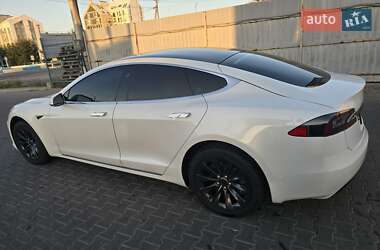 Ліфтбек Tesla Model S 2019 в 