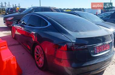 Лифтбек Tesla Model S 2013 в 
