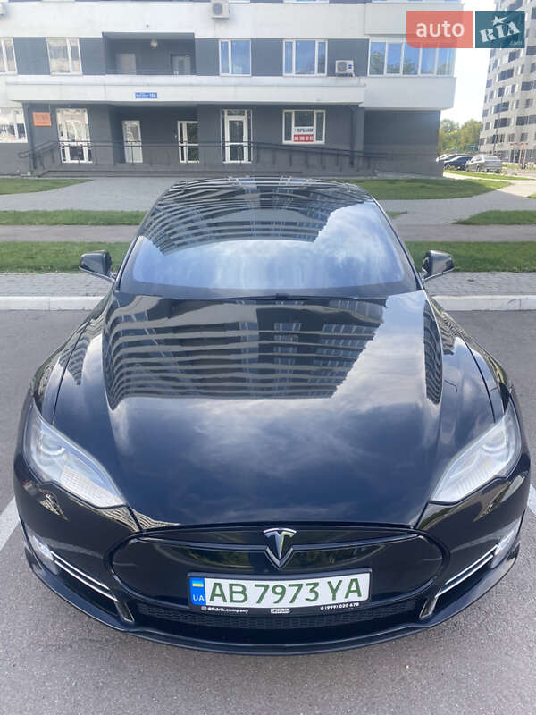 Ліфтбек Tesla Model S 2013 в Харкові