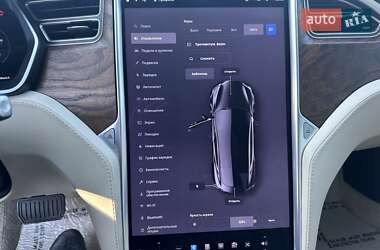 Лифтбек Tesla Model S 2017 в 