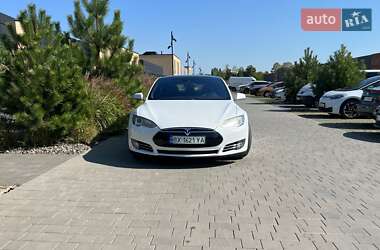 Лифтбек Tesla Model S 2016 в 