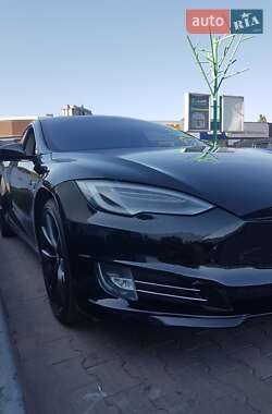Ліфтбек Tesla Model S 2013 в 
