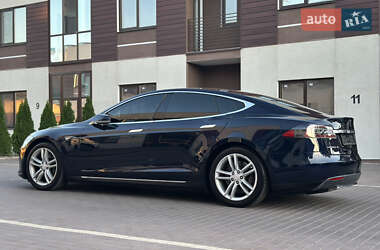 Лифтбек Tesla Model S 2015 в Одессе