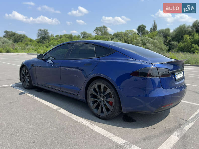 Лифтбек Tesla Model S 2019 в Киеве