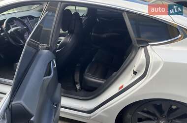Лифтбек Tesla Model S 2018 в 