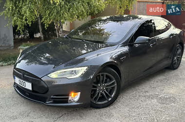 Лифтбек Tesla Model S 2015 в Одессе