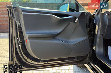 Ліфтбек Tesla Model S 2013 в 