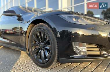 Лифтбек Tesla Model S 2016 в 