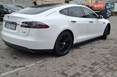Ліфтбек Tesla Model S 2013 в 