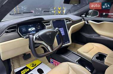 Лифтбек Tesla Model S 2016 в 