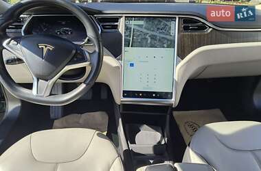 Лифтбек Tesla Model S 2012 в Львове