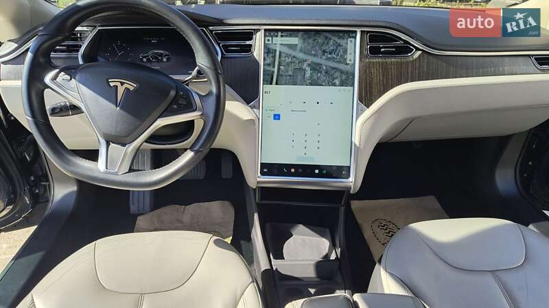 Ліфтбек Tesla Model S 2012 в Львові