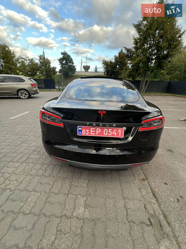 Ліфтбек Tesla Model S 2013 в Луцьку
