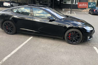 Лифтбек Tesla Model S 2013 в 