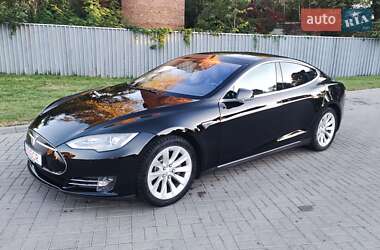 Лифтбек Tesla Model S 2014 в Житомире