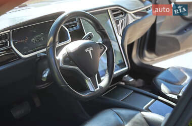 Лифтбек Tesla Model S 2014 в 