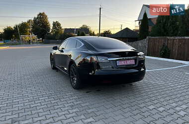 Ліфтбек Tesla Model S 2018 в 