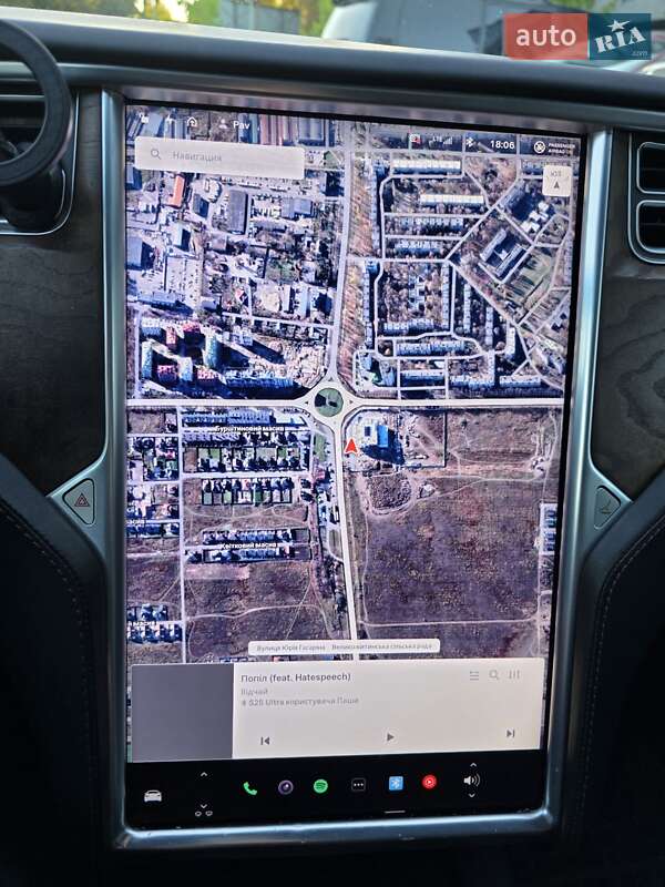 Лифтбек Tesla Model S 2018 в Ровно