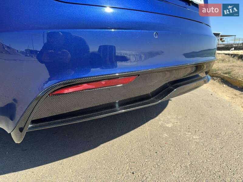 Ліфтбек Tesla Model S 2021 в Одесі