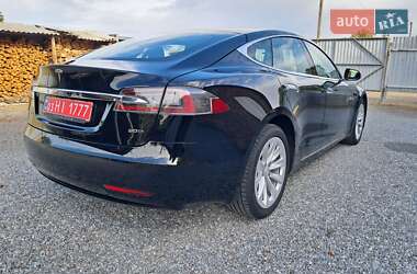 Лифтбек Tesla Model S 2017 в 