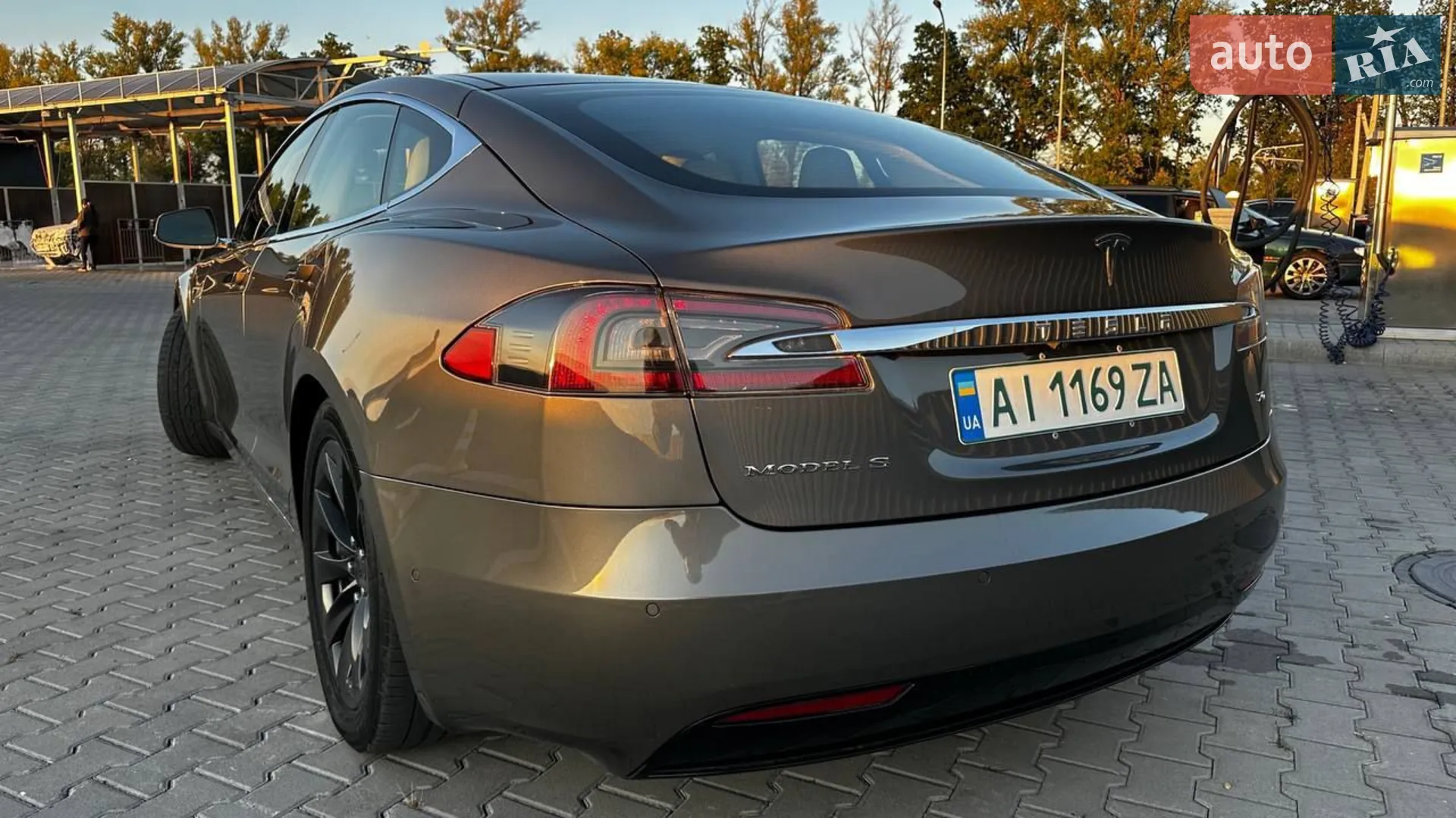 2016 Tesla Model S - мініатюра 12